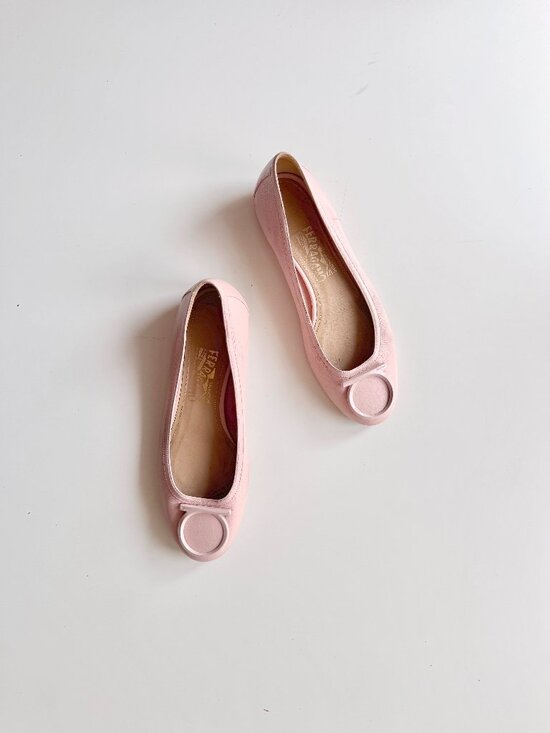 Salvatore Ferragamo Shoes - SALVATORE FERRAGAMO Ena Ballet Pink Leather Gancini Ballerina Flats, Size 8